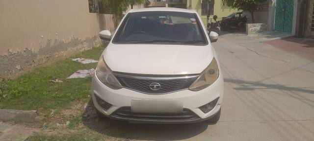 https://images10.gaadi.com/usedcar_image/3600465/original/24__VCC_1794492_94_1695544437.jpg?imwidth=6400