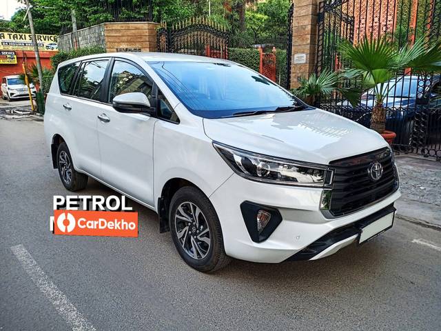 https://images10.gaadi.com/usedcar_image/3600690/original/processed_img2882353__used_car_2882353_1696161348.jpg?imwidth=6400