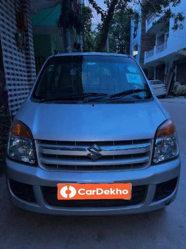 https://images10.gaadi.com/usedcar_image/3600693/original/processed_a542c403-206d-4fe4-a812-7ff24f63bbd1.jpg?imwidth=6400