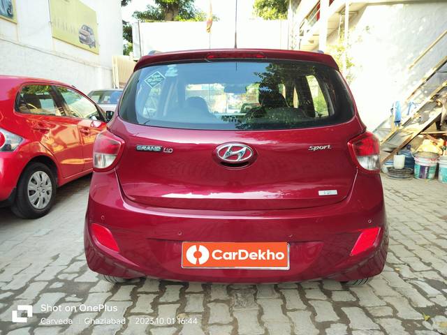 https://images10.gaadi.com/usedcar_image/3600770/original/processed_img2882390__used_car_2882390_1696163663.jpg?imwidth=6402