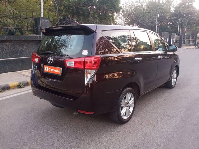 https://images10.gaadi.com/usedcar_image/3600818/original/processed_img2882400__used_car_2882400_1696165759.jpg?imwidth=6402