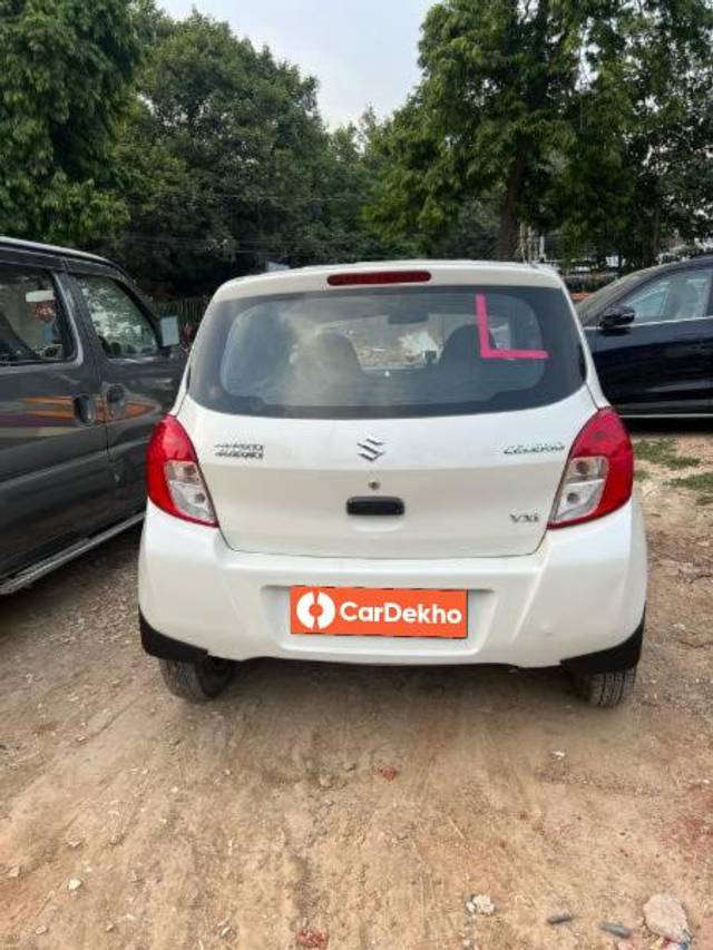 https://images10.gaadi.com/usedcar_image/3600924/original/processed_4b025fd2-0a21-4b18-8442-128763dcf933.jpg?imwidth=6402