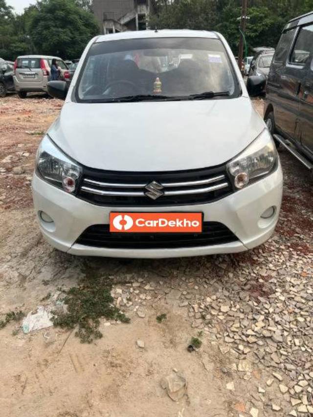 https://images10.gaadi.com/usedcar_image/3600924/original/processed_63c031ca-c3a7-4655-8b26-8fdff007ec82.jpg?imwidth=6400