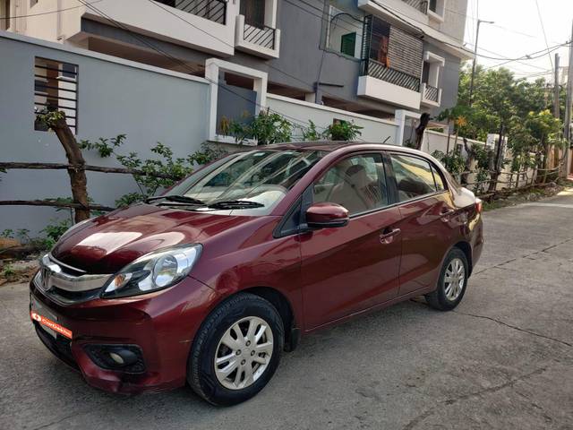 https://images10.gaadi.com/usedcar_image/3600990/original/processed_img2882445__used_car_2882445_1696175317.jpg?imwidth=6400