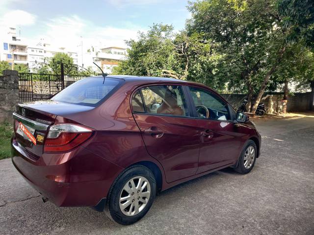 https://images10.gaadi.com/usedcar_image/3600990/original/processed_img2882445__used_car_2882445_1696175323.jpg?imwidth=6401