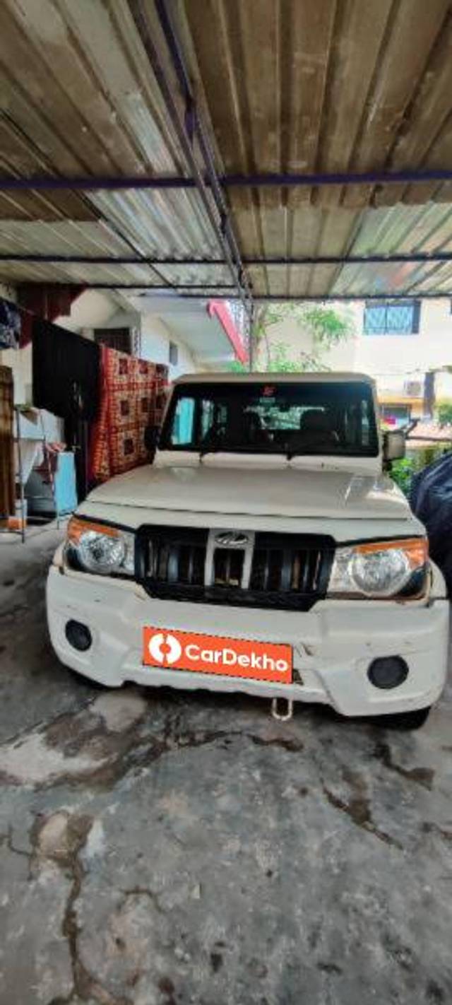 https://images10.gaadi.com/usedcar_image/3601024/original/processed_c382fff7-a62f-4e7b-9fd3-34f65611354a.jpg?imwidth=6400