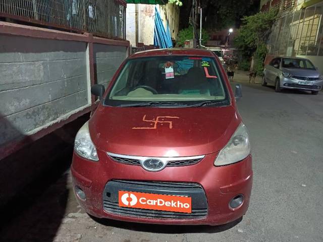 https://images10.gaadi.com/usedcar_image/3601299/original/processed_576beaef-4f31-44e1-a73b-c9e9310e9aff.jpg?imwidth=6400