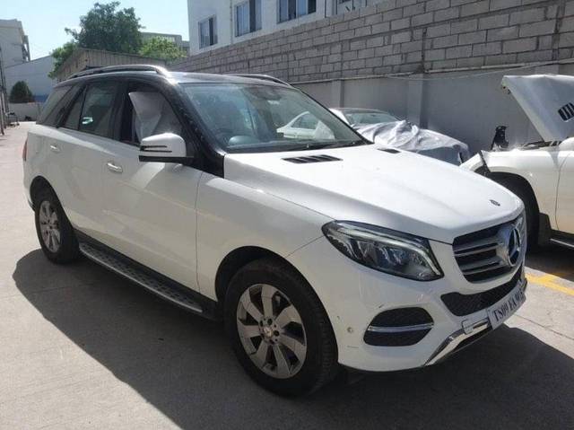 https://images10.gaadi.com/usedcar_image/3601391/original/processed_72d4e025-73b8-40af-8789-e1805887b9ea.jpg?imwidth=6401
