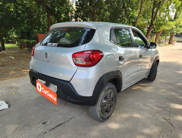 https://images10.gaadi.com/usedcar_image/3601504/original/processed_img2882500__used_car_2882500_1696227077.jpg?imwidth=6401