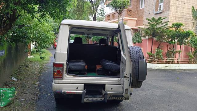 https://images10.gaadi.com/usedcar_image/3601567/original/processed_img2882529__used_car_2882529_1696229000.jpg?imwidth=6402