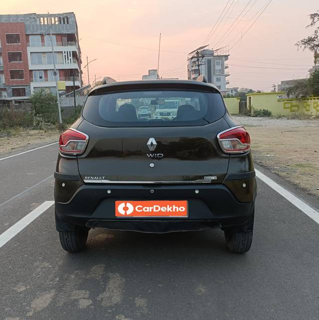 https://images10.gaadi.com/usedcar_image/3601622/original/processed_img2882549__used_car_2882549_1696231407.jpg?imwidth=6402