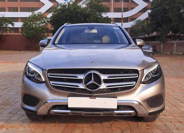 https://images10.gaadi.com/usedcar_image/3601866/original/img2882650__used_car_2882650_1698560748.jpg?imwidth=6400