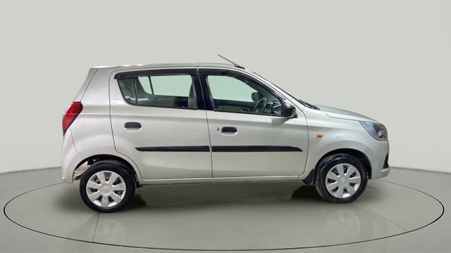 https://images10.gaadi.com/usedcar_image/3601919/original/slot__10594652752-7825a01a9a0642408c032434c2322a46-Exterior-6.jpg?imwidth=6400