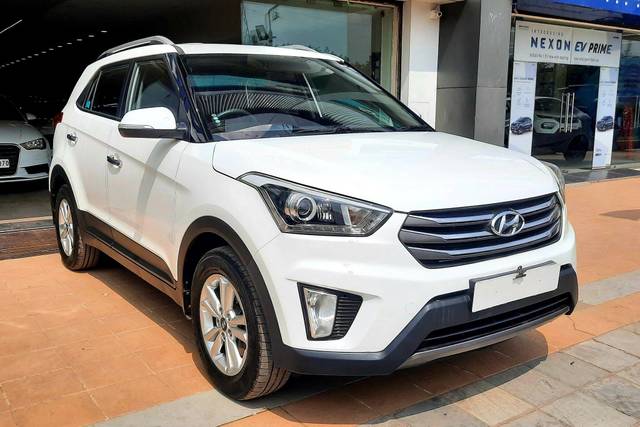 https://images10.gaadi.com/usedcar_image/3601934/original/processed_img2882673__used_car_2882673_1696242385.jpg?imwidth=6400