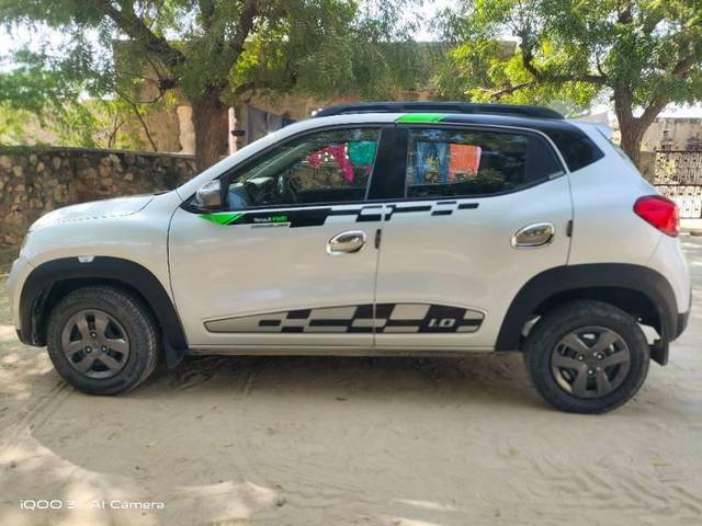 https://images10.gaadi.com/usedcar_image/3602022/original/processed_24f33215-a049-43bd-a1bc-1e13443e6217.jpg?imwidth=6400