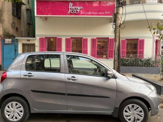 https://images10.gaadi.com/usedcar_image/3602241/original/processed_33e929d2-b071-45e8-85a4-18337697aa8e.jpeg?imwidth=6400