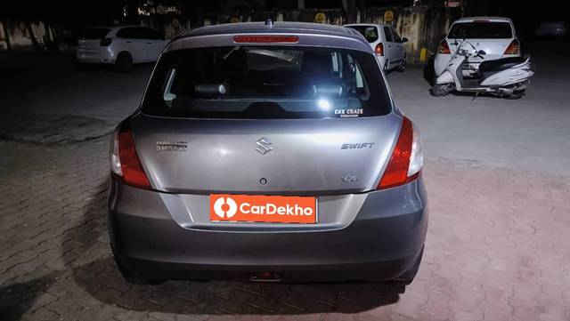 https://images10.gaadi.com/usedcar_image/3602433/original/processed_aaa60e70-7506-4fd2-a94f-ec63cc88f572.jpg?imwidth=6402