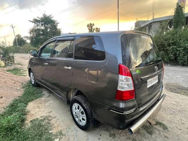 https://images10.gaadi.com/usedcar_image/3602502/original/processed_1566ce15-07d3-48b2-8d14-da08e1874613.jpg?imwidth=6402