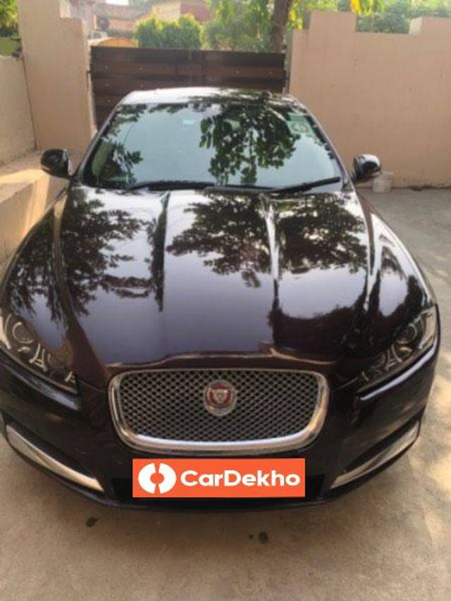 https://images10.gaadi.com/usedcar_image/3602519/original/processed_b99da51e-ca42-4087-821b-b40162bd30f6.jpeg?imwidth=6400
