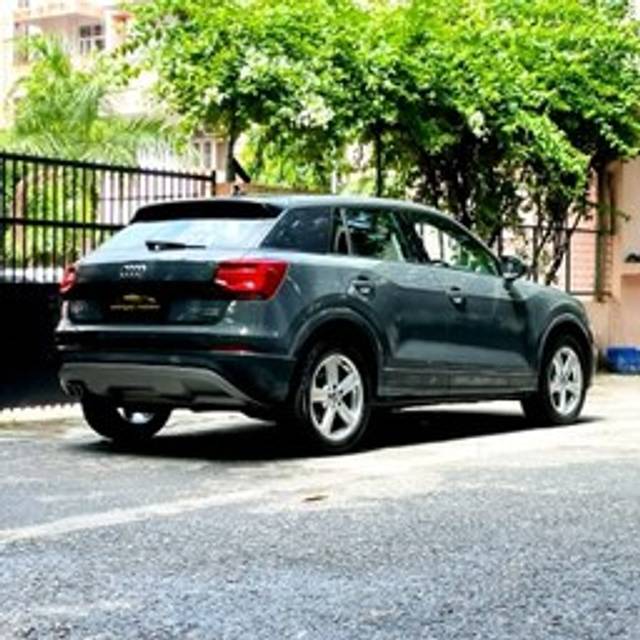 https://images10.gaadi.com/usedcar_image/3602710/original/img2882858__used_car_2882858_1696306504.jpg?imwidth=6401