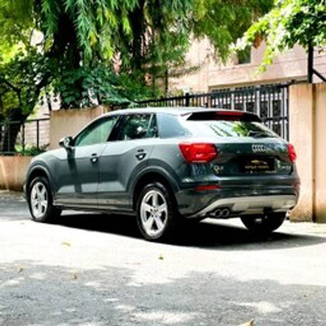 https://images10.gaadi.com/usedcar_image/3602710/original/img2882858__used_car_2882858_1696306505.jpg?imwidth=6402