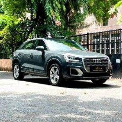 Audi Q2 Premium Plus I Audi Q2 Premium Plus I