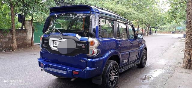 https://images10.gaadi.com/usedcar_image/3602822/original/processed_usedcar_whatsappimage2023_09_30at164846_30581696312752_1696312805.jpeg?imwidth=6402
