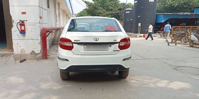 https://images10.gaadi.com/usedcar_image/3602867/original/26__VCC_1795088_96_1695706903.jpg?imwidth=6402