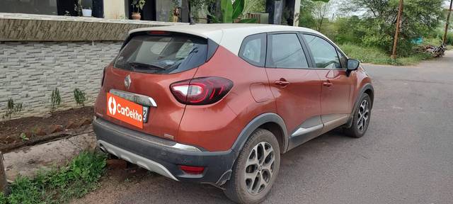 https://images10.gaadi.com/usedcar_image/3603365/original/processed_aa73b2ba-c7d3-49fc-92a1-9071cff2fb11.jpg?imwidth=6401