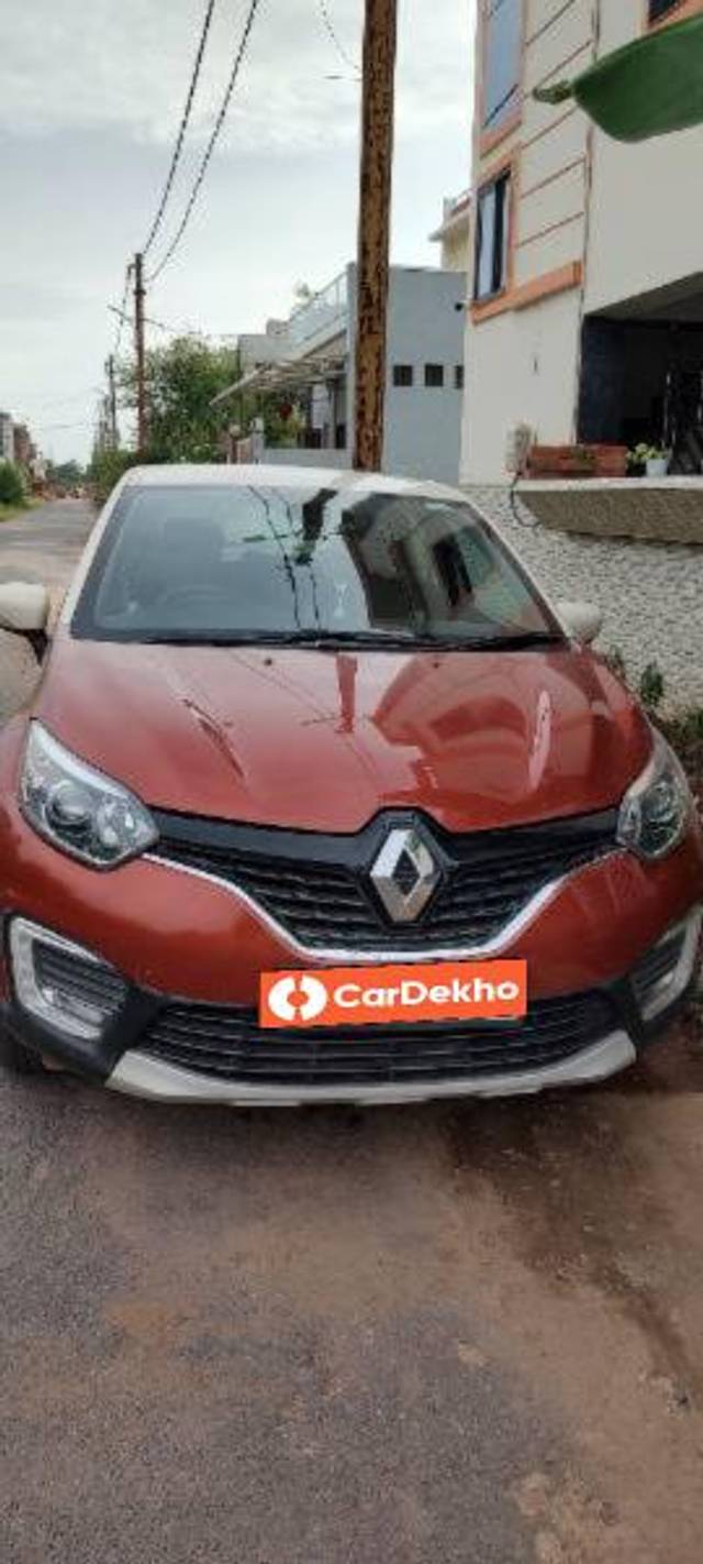 https://images10.gaadi.com/usedcar_image/3603365/original/processed_e095016e-9a36-4ad5-b02b-d7766cb7fc77.jpg?imwidth=6400
