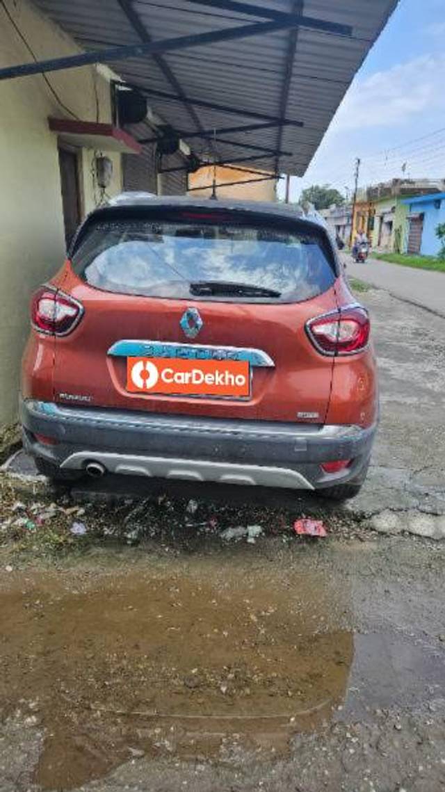 https://images10.gaadi.com/usedcar_image/3603455/original/processed_4be99e01-3334-4fe5-908f-0c86a4774c2c.jpg?imwidth=6402