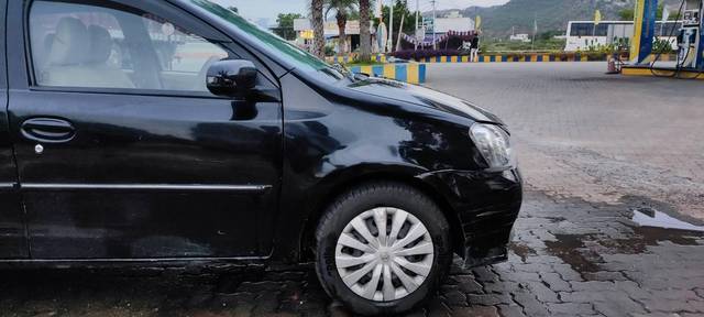 https://images10.gaadi.com/usedcar_image/3603582/original/processed_59cacac4-79a6-4759-9ff9-452683442b30.jpg?imwidth=6400