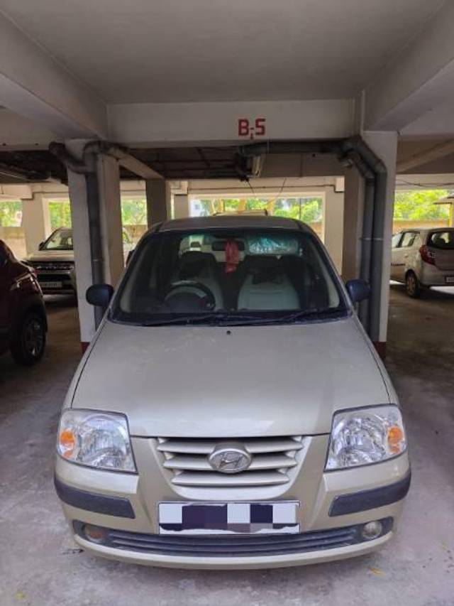https://images10.gaadi.com/usedcar_image/3604062/original/processed_39c63c2a-b617-48fc-94f6-cff925834270.jpg?imwidth=6400