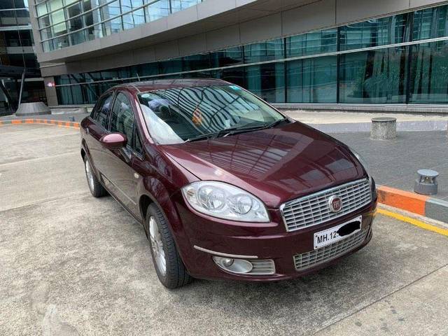 https://images10.gaadi.com/usedcar_image/3604277/original/processed_04b8052a-ffbd-444b-aa2a-bf7aecaa3cc0.jpeg?imwidth=6400