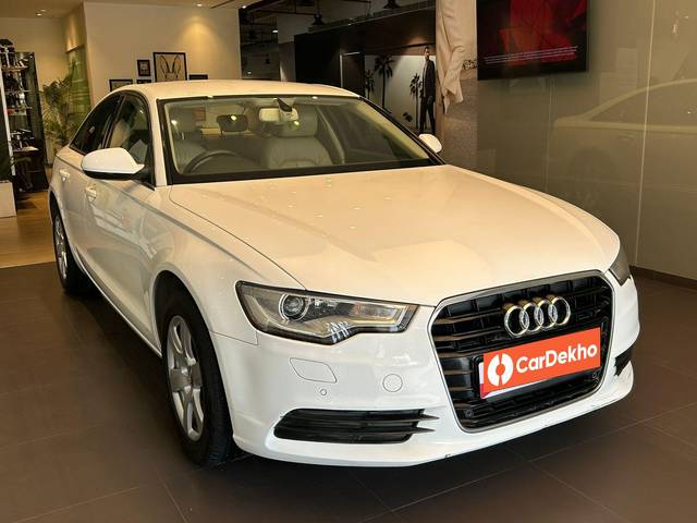 https://images10.gaadi.com/usedcar_image/3604281/original/processed_usedcar_whatsappimage2023_09_29at135721_140381696397903_1696397948.jpeg?imwidth=6400
