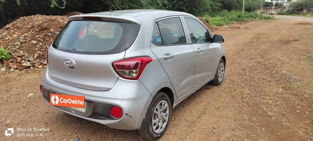https://images10.gaadi.com/usedcar_image/3604578/original/processed_b47ee436-4ca7-47ad-a364-046fbefd516e.jpg?imwidth=6402