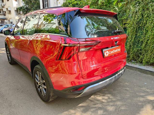 https://images10.gaadi.com/usedcar_image/3604629/original/processed_usedcar_whatsappimage2023_09_25at34027pm_1__1111696410890_1696410907.jpeg?imwidth=6402