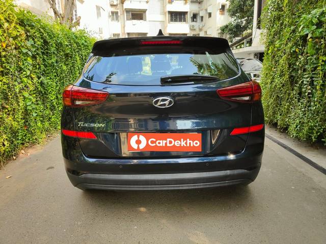 https://images10.gaadi.com/usedcar_image/3604869/original/processed_img2883878__usedcar_whatsappimage2023_10_06at34131pm_2883878_1696922246.jpeg?imwidth=6402