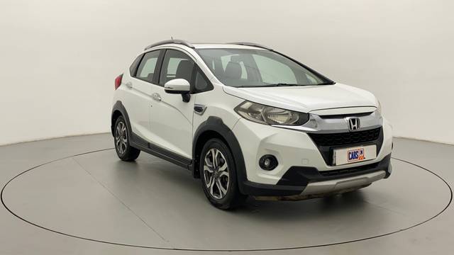 https://images10.gaadi.com/usedcar_image/3604967/original/4d88969e-3817-4986-acc5-7076b4ddd11d__43.jpg?imwidth=6400