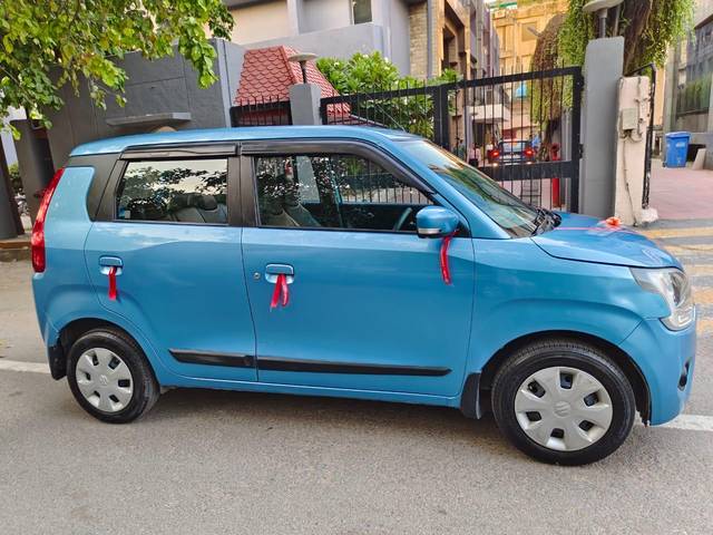 https://images10.gaadi.com/usedcar_image/3605000/original/processed_img2883953__used_car_2883953_1696421661.jpg?imwidth=6401