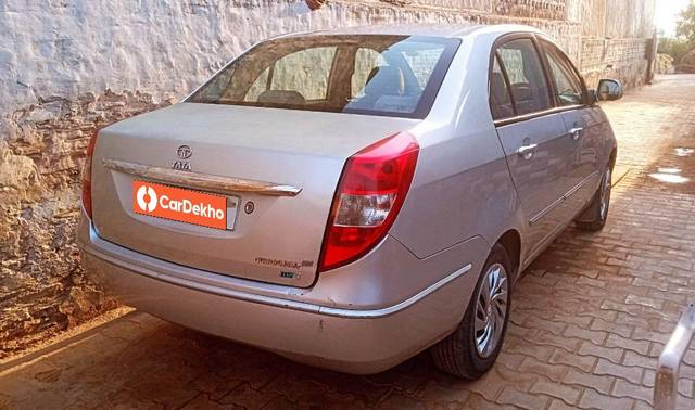 https://images10.gaadi.com/usedcar_image/3605199/original/processed_e9735d6b-7699-4aac-b355-ed43a97ebfea.jpg?imwidth=6401