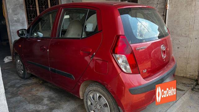 https://images10.gaadi.com/usedcar_image/3605232/original/processed_7477a965-5b8c-452f-a5a2-1f3cc0312917.jpeg?imwidth=6400
