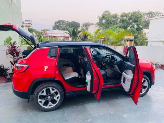 https://images10.gaadi.com/usedcar_image/3605580/original/processed_b04e1ab4-9b04-4f3c-a1fb-4ad578b158b7.jpeg?imwidth=6401