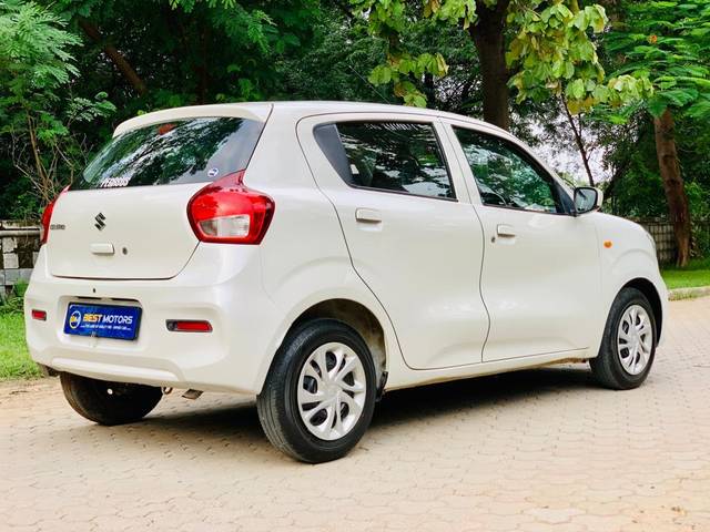 https://images10.gaadi.com/usedcar_image/3606035/original/processed_img2884321__usedcar_018a98fe_5b39_492a_bdf0_12fc92a177a4_742601696490970_1696491093.jpg?imwidth=6402