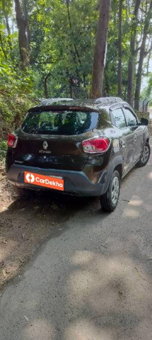 https://images10.gaadi.com/usedcar_image/3606167/original/processed_34c15658-b52a-4888-baad-7607b0f143bc.jpg?imwidth=6401