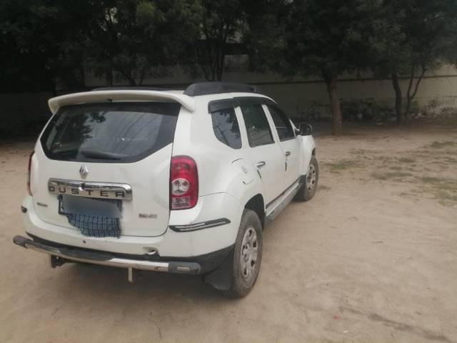 https://images10.gaadi.com/usedcar_image/3606306/original/processed_853c32a4-d90c-4add-9674-bdc56988cdb3.jpg?imwidth=6401