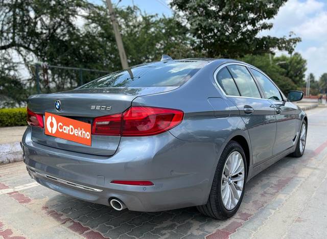 https://images10.gaadi.com/usedcar_image/3606339/original/processed_img2884500__used_car_2884500_1696500566.jpg?imwidth=6401