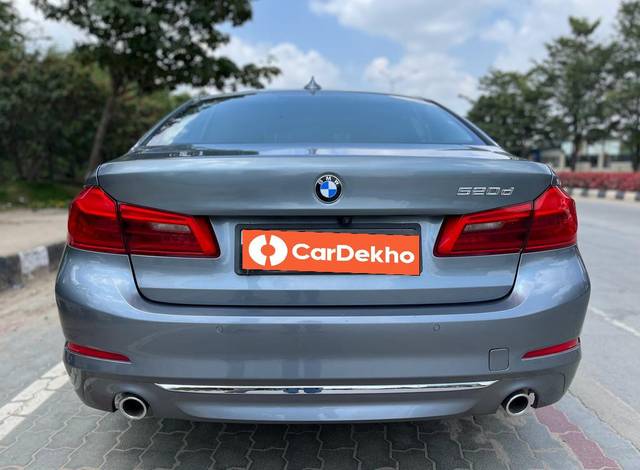 https://images10.gaadi.com/usedcar_image/3606339/original/processed_img2884500__used_car_2884500_1696500570.jpg?imwidth=6402