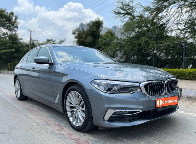 https://images10.gaadi.com/usedcar_image/3606339/original/processed_img2884500__used_car_2884500_1696500572.jpg?imwidth=6400