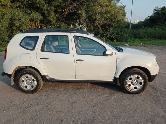 https://images10.gaadi.com/usedcar_image/3606649/original/img2884702__used_car_2884702_1696509350.jpg?imwidth=6402